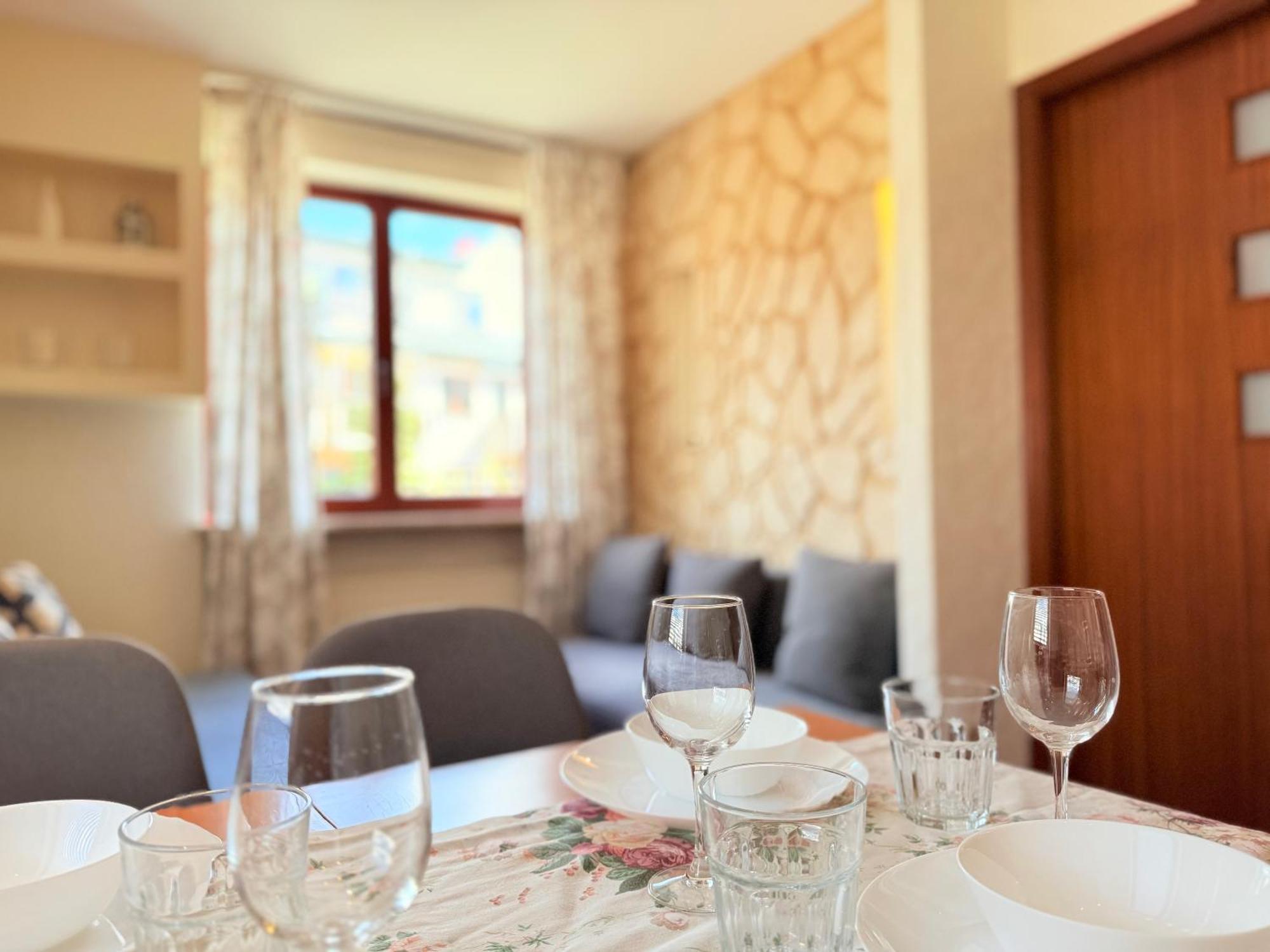 Superior Wlodarzewska, 2 Rooms, 1 Bedroom, Parking! 24h Reception! Warszawa